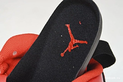 Red 9 Jordan Chile Retro 0710